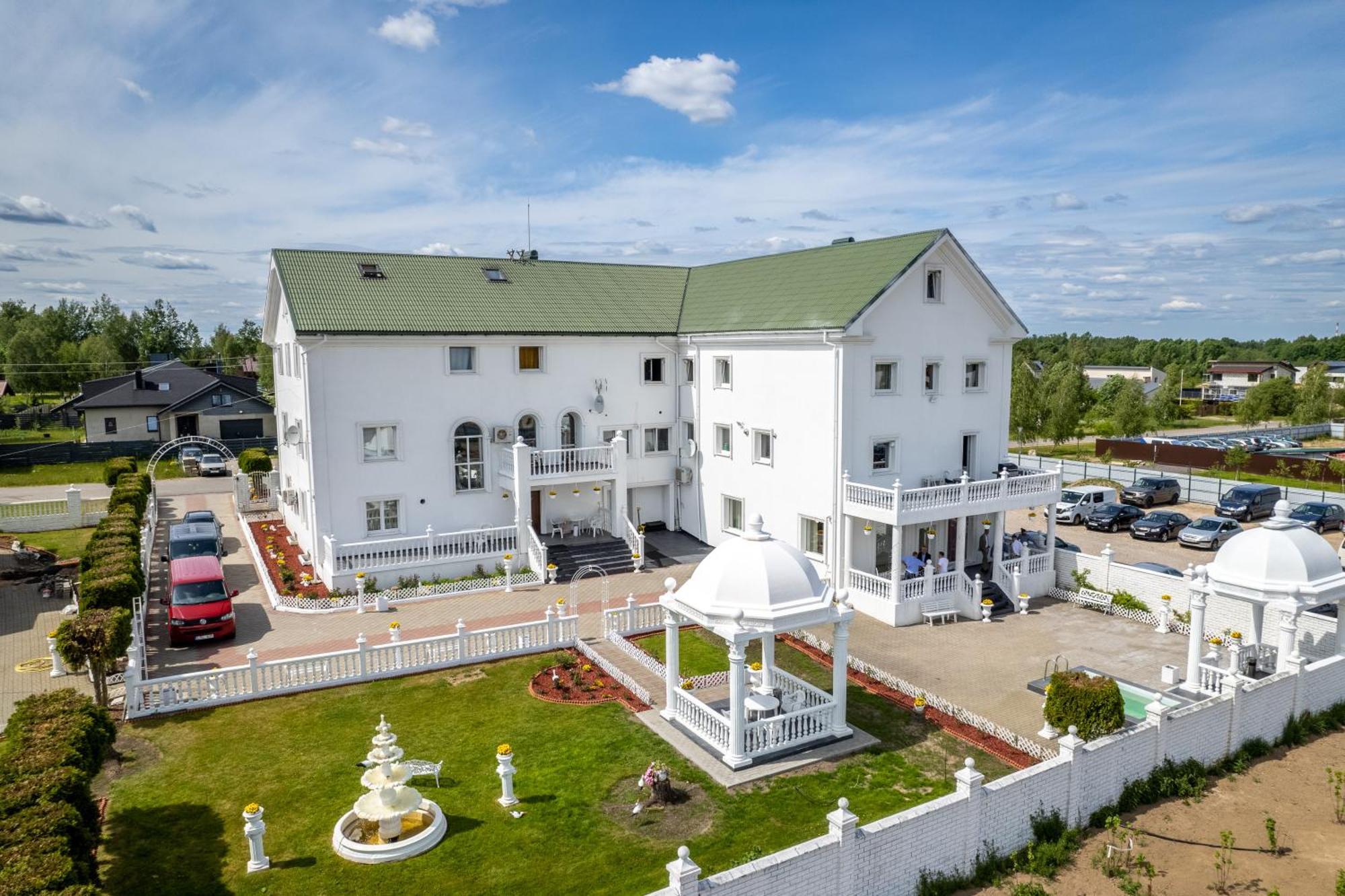 Tatjanos Dvaras VNO Exteriör bild